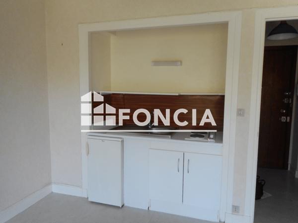 Location Studio 24.47 m² - 39 AVENUE DE COURSEULLES Caen 14000