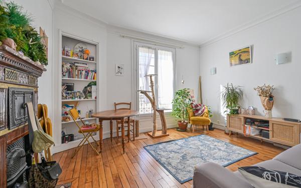 Appartement à vendre    3 pièces • 59,48 m2 Paris 18