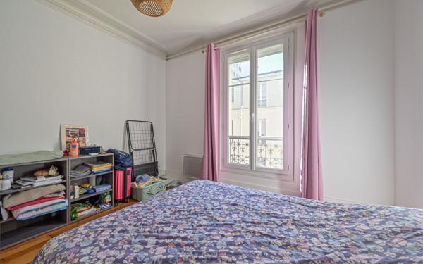 Appartement à vendre    3 pièces • 59,48 m2 Paris 18
