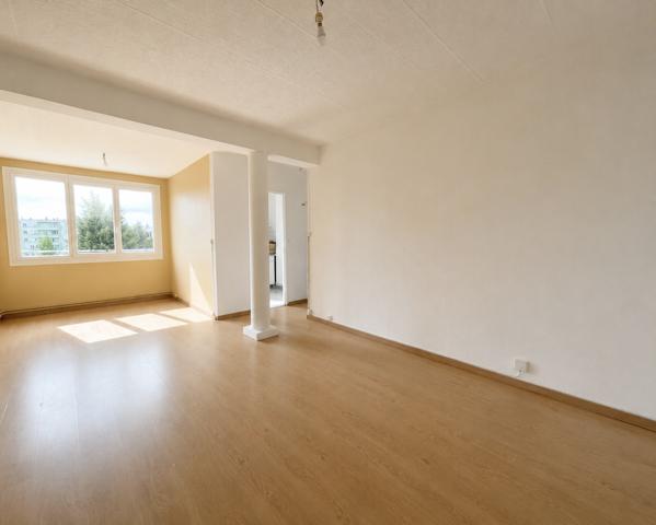 Appartement
         4 pièces
        - 66 m² Exclusivité 56 000 € *