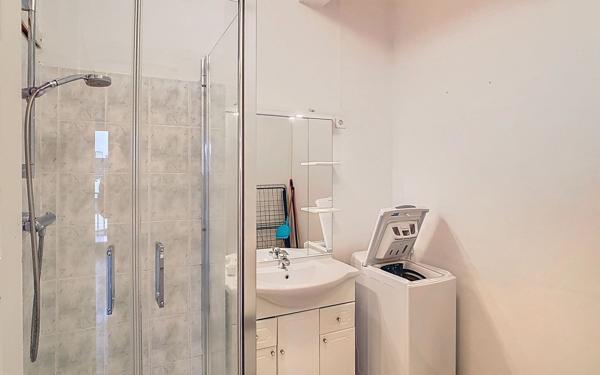 Appartement à vendre    2 pièces •  Brest