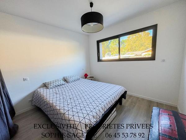 PROPRIETE 8 PIECES 5 CHAMBRES AVEC DEPENDANCE (T2) GARAGE PISCINE 1000M² DE TERRAIN