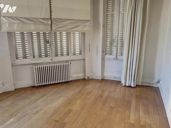 LYON 6ème appartement 4 pièces 82m² cave et grenier