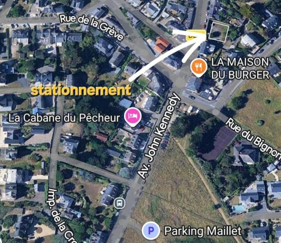 Rotheneuf – Emplacement de parking –