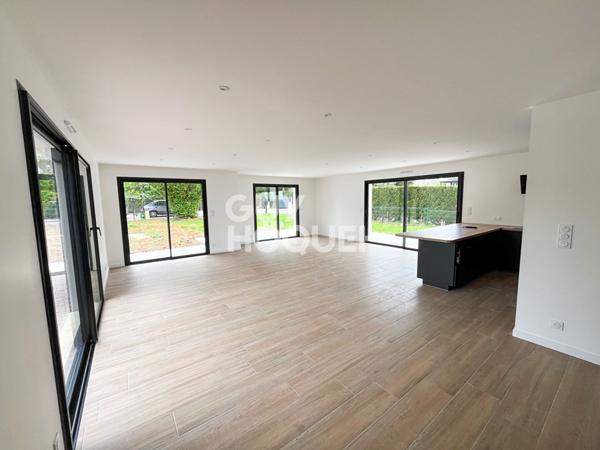 Plain-pied 145 m² Secteur EVRECY