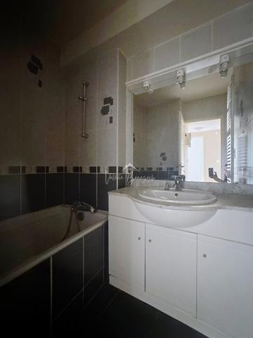 Saint-Affrique (12400) Appartement 1er étage avec terrasse – Quartier de la Gare, 12400 Saint-Affrique