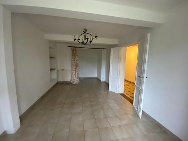 Maison Castelnaudary 7 pièce(s) 251.34 m2