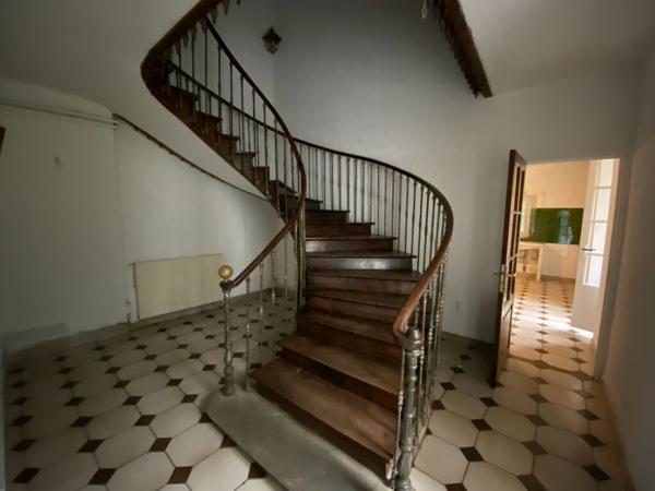 Maison Castelnaudary 7 pièce(s) 251.34 m2