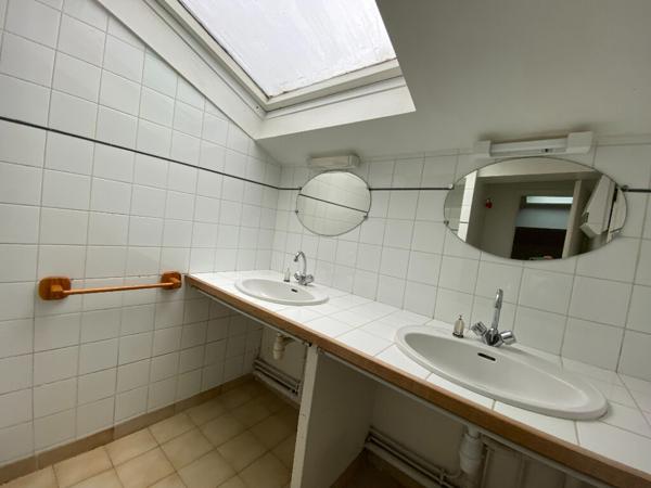 Maison Castelnaudary 7 pièce(s) 251.34 m2