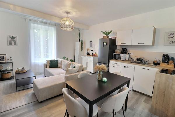 Maison Figeac 4 pièce(s) 140 m2