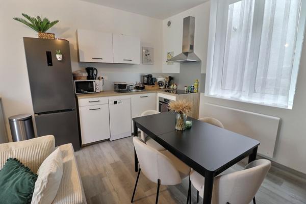 Maison Figeac 4 pièce(s) 140 m2