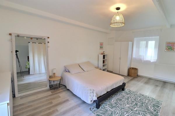 Maison Figeac 4 pièce(s) 140 m2