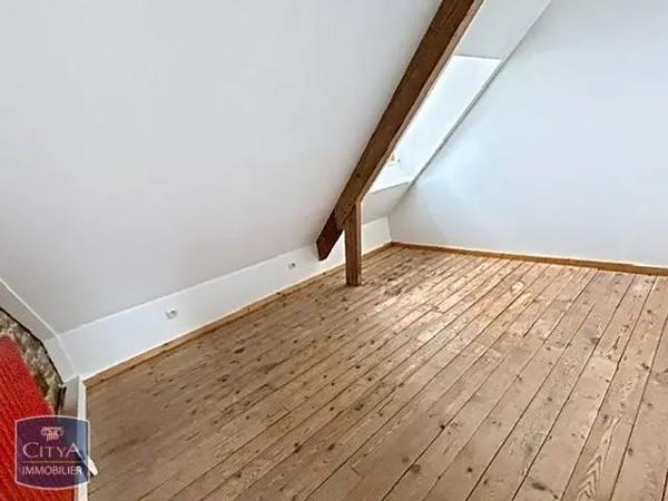 Appartement à louer 3 pièces 71.37m² Saint-Brieuc (22000)