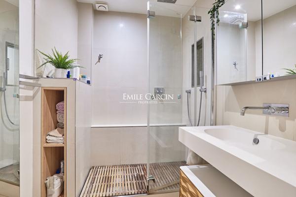 A vendre - Appartement - Paris 75012 - Quartier Aligre - Vues dégagées