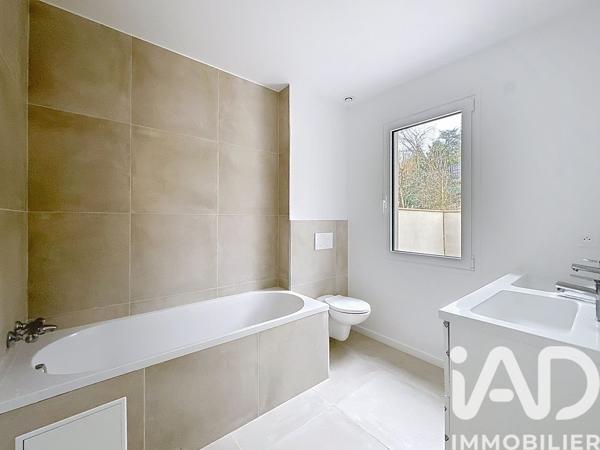 Maison à vendre 5 pièces 117,9 m² Bougival