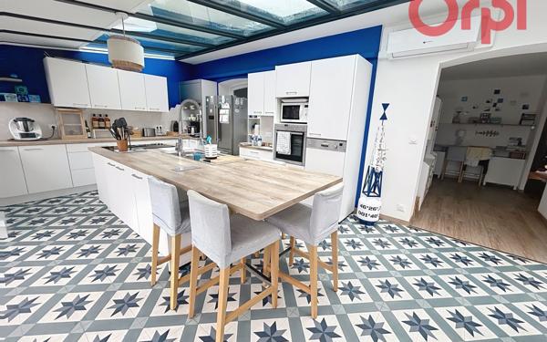 Maison à vendre    5 pièces •  Talmont-Saint-Hilaire