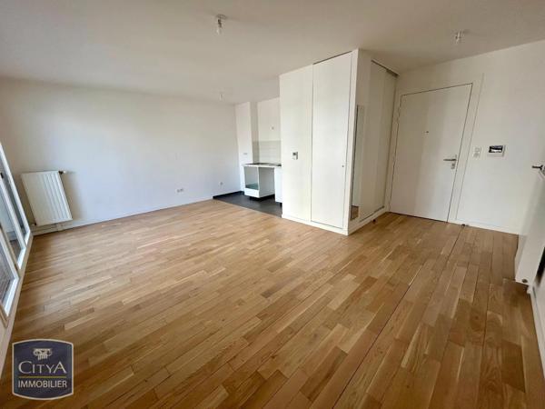 Appartement à louer 2 pièces 51.88m² Rueil-Malmaison (92500)
