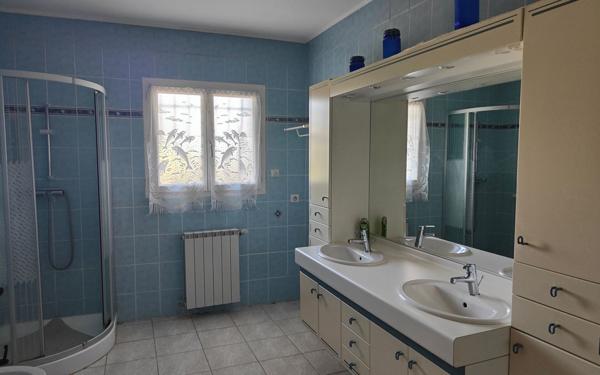 Maison à vendre    5 pièces •  Marguerittes