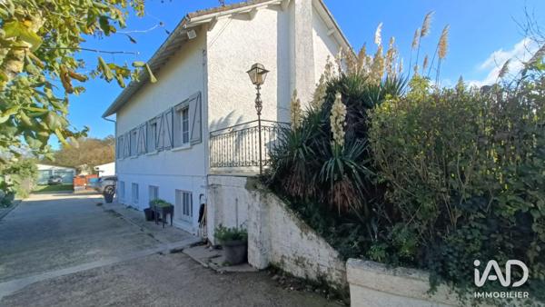 Maison à vendre 6 pièces 257 m² Migné-Auxances
