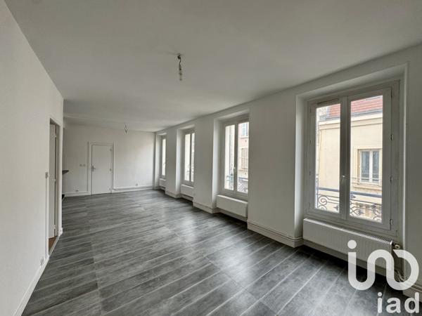 Appartement 2 pièces de 53 m² à Corbeil-Essonnes (91100)