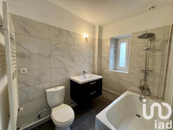 Appartement 2 pièces de 53 m² à Corbeil-Essonnes (91100)