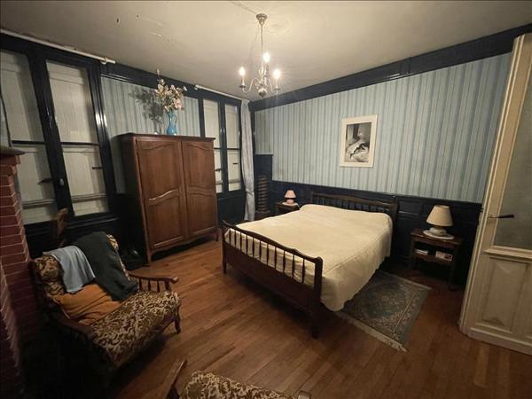 Maison à vendre |  Saint-Céré |  5 pièces | 256 m²