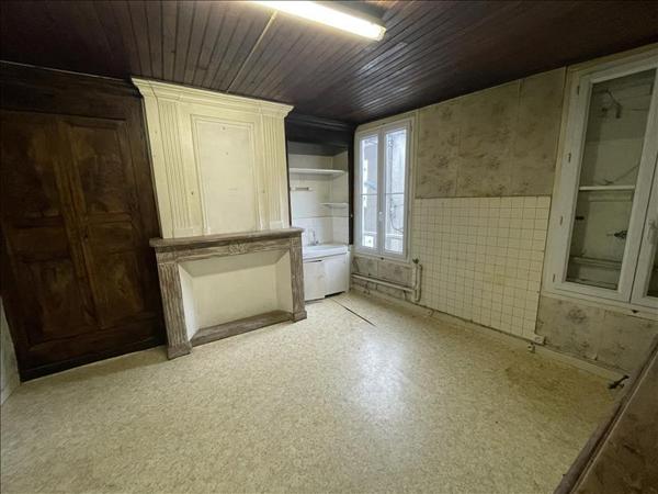 Maison à vendre |  Saint-Céré |  5 pièces | 256 m²