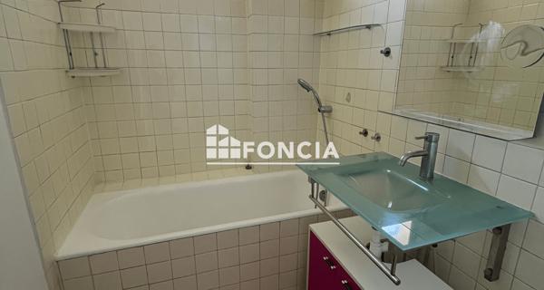 À vendre Appartement 3 pièces 55.8 m² - Marseille 13013