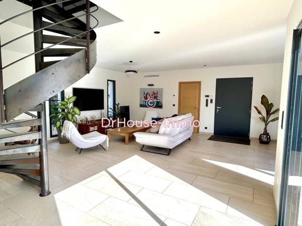 Maison à vendre 7 pièces de 193 m²