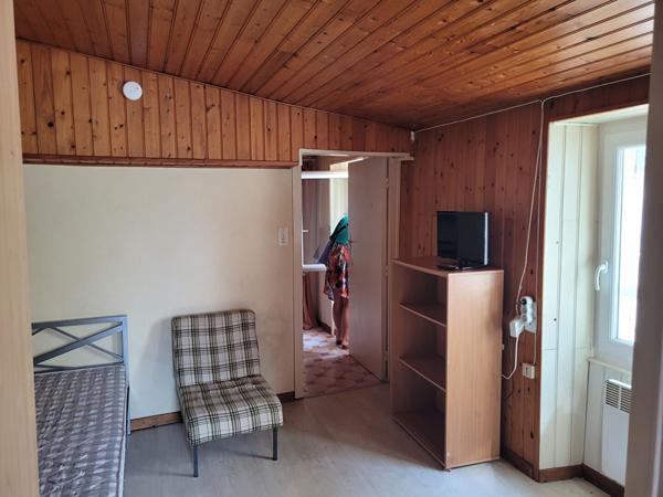 ROCHEFORT hyper centre - un appartement meublé de 27 m² au 2ème étage loué