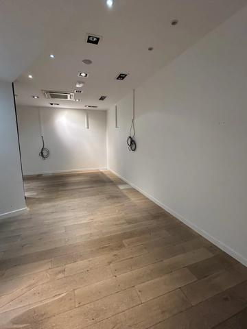 Vente                                                      Fonds de commerce
                        
                                                            à Chambéry