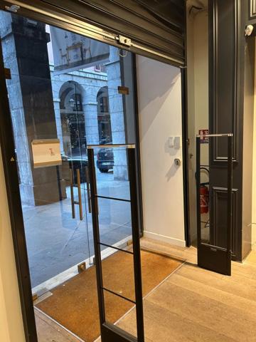 Vente                                                      Fonds de commerce
                        
                                                            à Chambéry