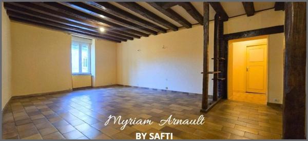 Maison 162 m², 2 garages, grange, puits, terrain