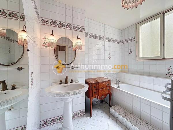 Vente Appartement 4 pièces 185 m2 à Bourgoin-Jallieu