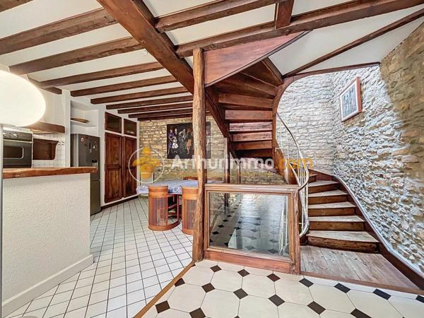 Vente Appartement 4 pièces 185 m2 à Bourgoin-Jallieu