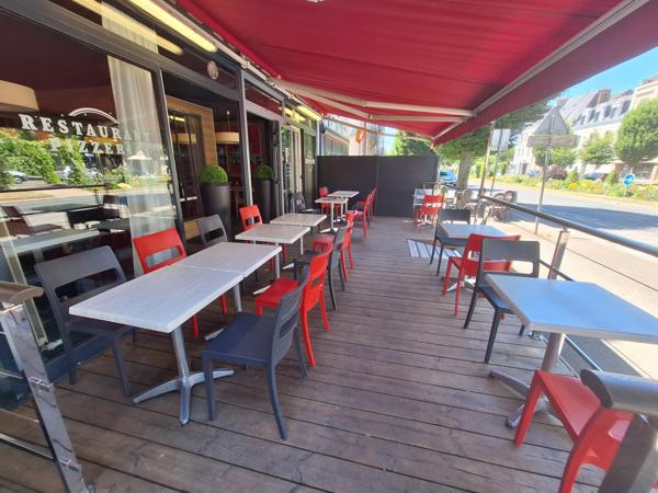 Fonds De Commerce à LA ROCHE-SUR-YON, 85000 - 160m²