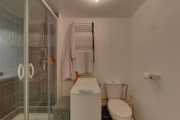 Appartement Romainville 1 pièce(s) 32.39 m2