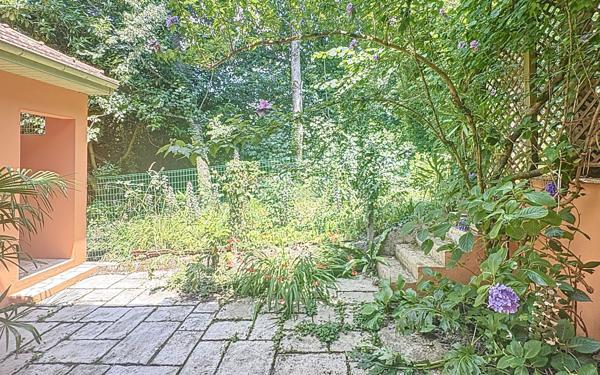 Appartement à louer    4 pièces • 101,71 m2 Billère