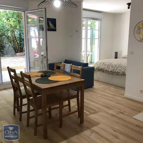 Appartement à louer 1 pièce 40m² Montévrain (77144)