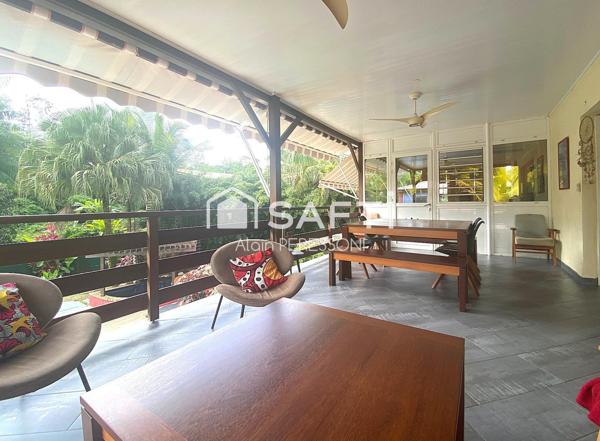 Maison R+1 T6 sur 142m2 hab. + terrasses piscine atelier