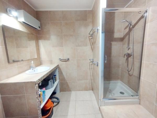 A vendre 2 maisons, T4 de plain-pied de 73 m2 chacune, sans vis-à-vis à FOLELLI, Haute Corse (20)