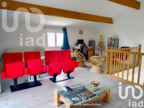 Maison à vendre 5 pièces 165 m² La Rochefoucauld-en-Angoumois