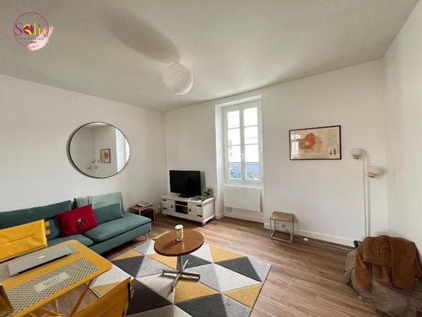 EXCLUSIVITE QUARTIER PARC - JARDIN PUBLIC !! Coup ...