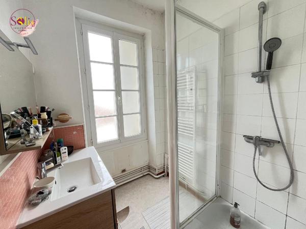 EXCLUSIVITE QUARTIER PARC - JARDIN PUBLIC !! Coup ...
