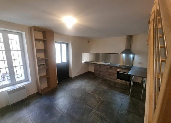 Maison à vendre    3 pièces • 48,55 m2 Pont-Saint-Esprit