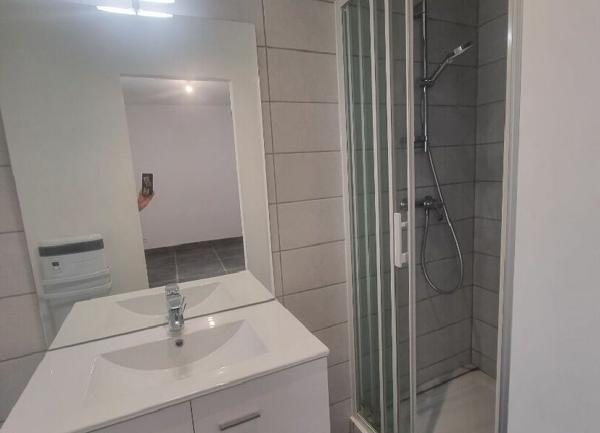 Maison à vendre    3 pièces • 48,55 m2 Pont-Saint-Esprit