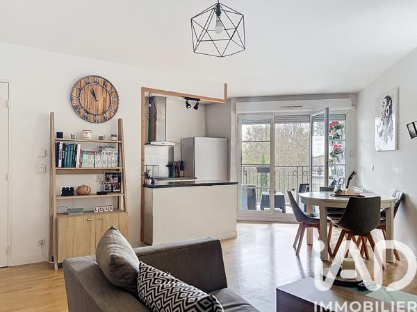 Appartement à vendre 3 pièces 69 m² Saint-Cyr-l'École