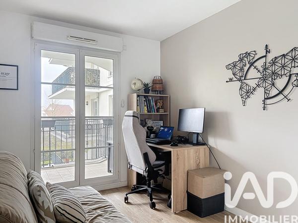 Appartement à vendre 3 pièces 69 m² Saint-Cyr-l'École