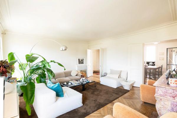 Appartement Paris 10 e