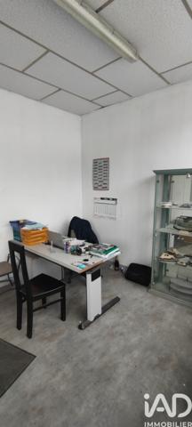 Garage, Station-service​ à vendre 150 m² Bury